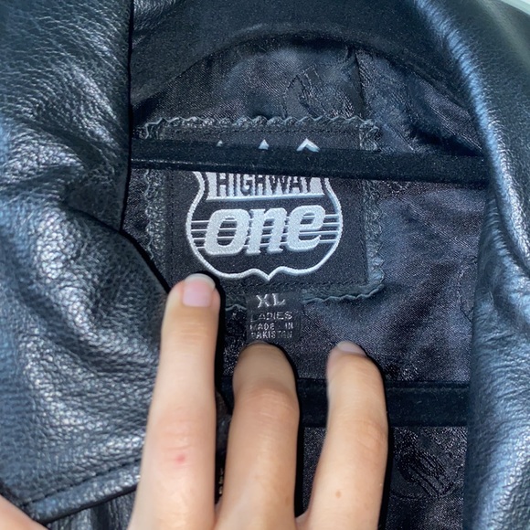 Ladies black authentic leather jacket - Picture 6 of 10